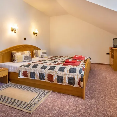 Karl Hotel
